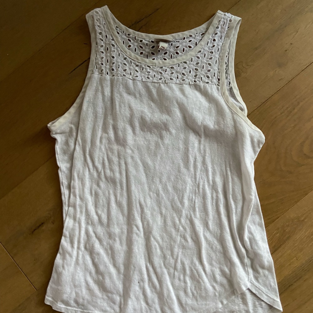 cute white top